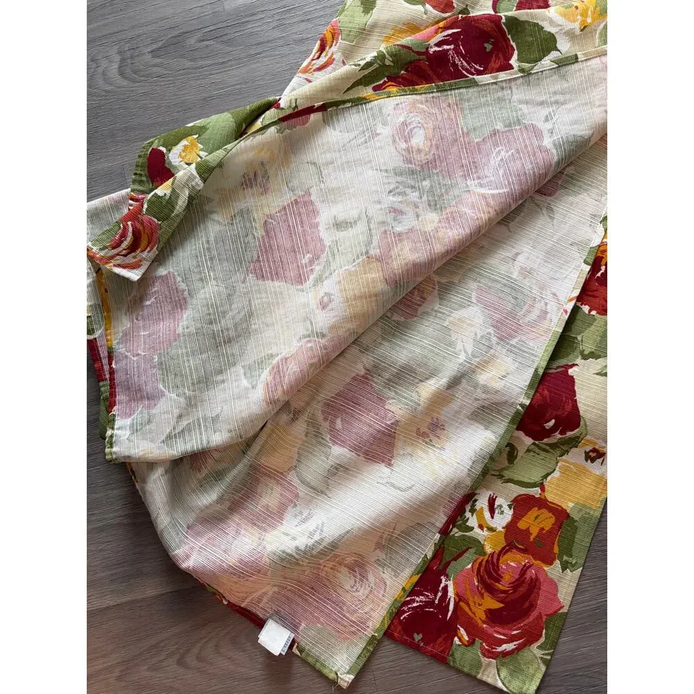 Food Network Market Garden floral tablecloth 118x58” oblong